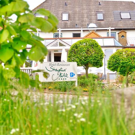 Flair Landhotel Strengliner Muehle Pronstorf Exterior photo