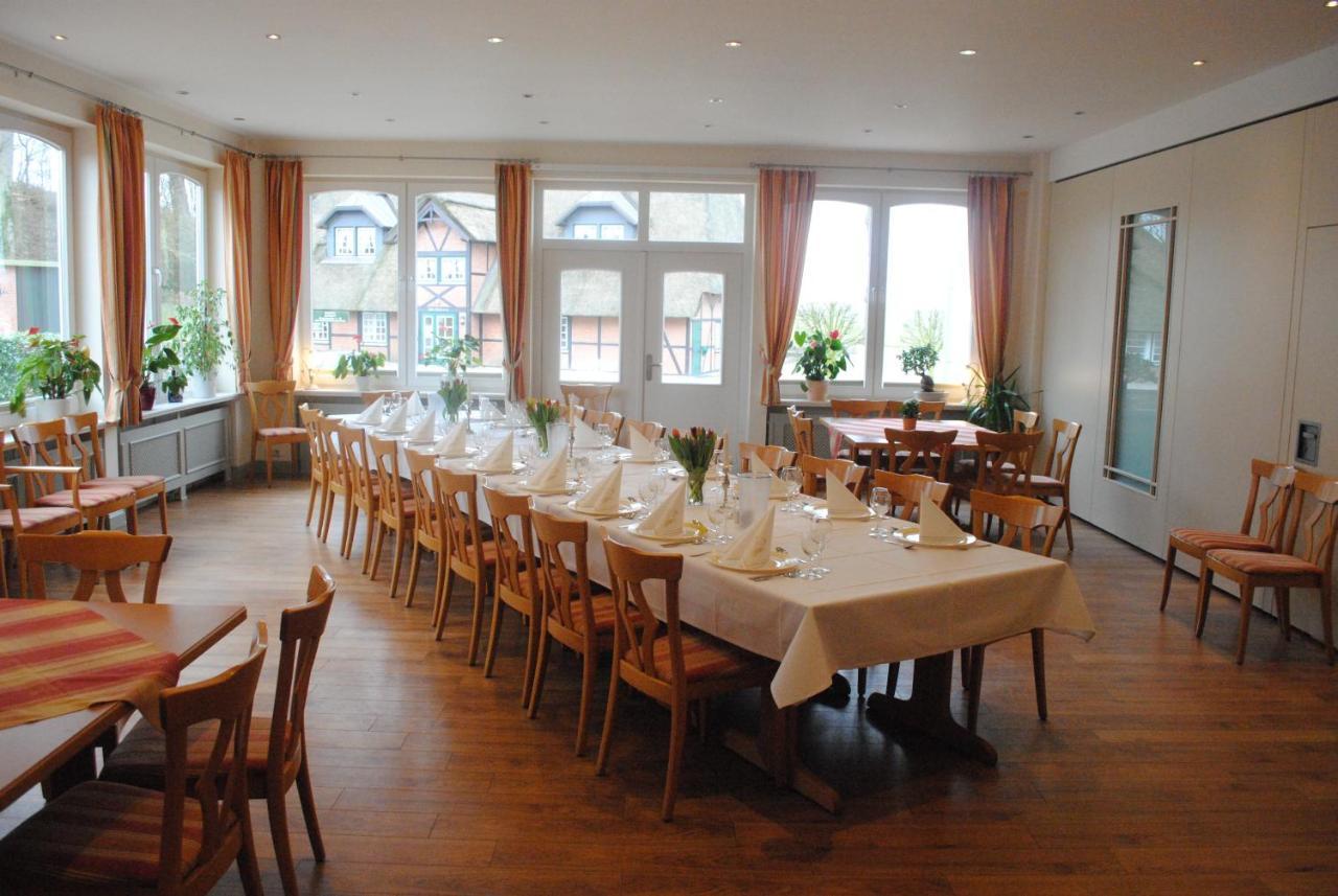 Flair Landhotel Strengliner Muehle Pronstorf Exterior photo